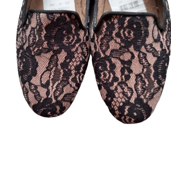 AEROSOLES Flats With Lace Detail Size 7 NWT - Picture 7 of 7
